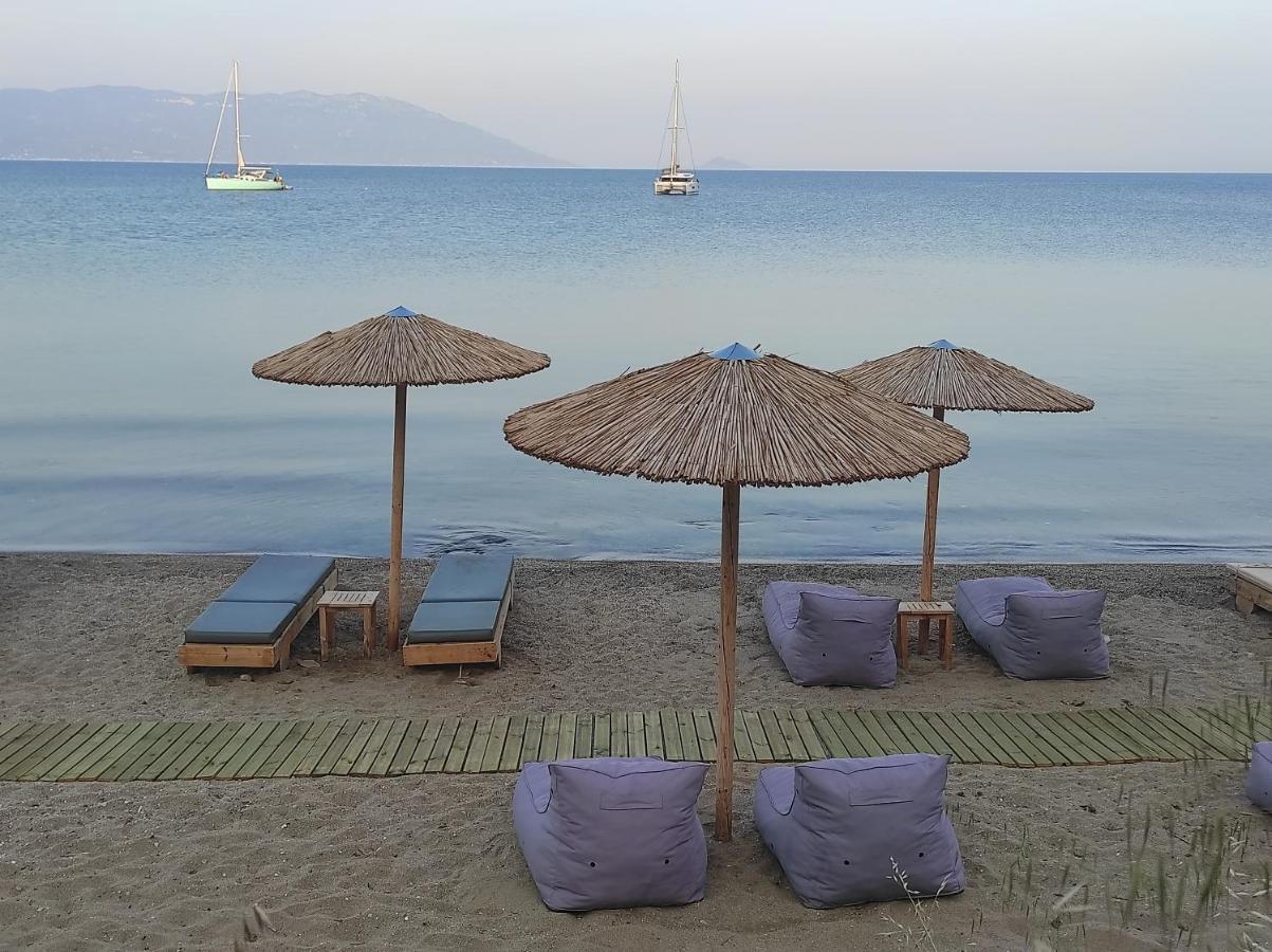 Nereides Seaside Apartment *