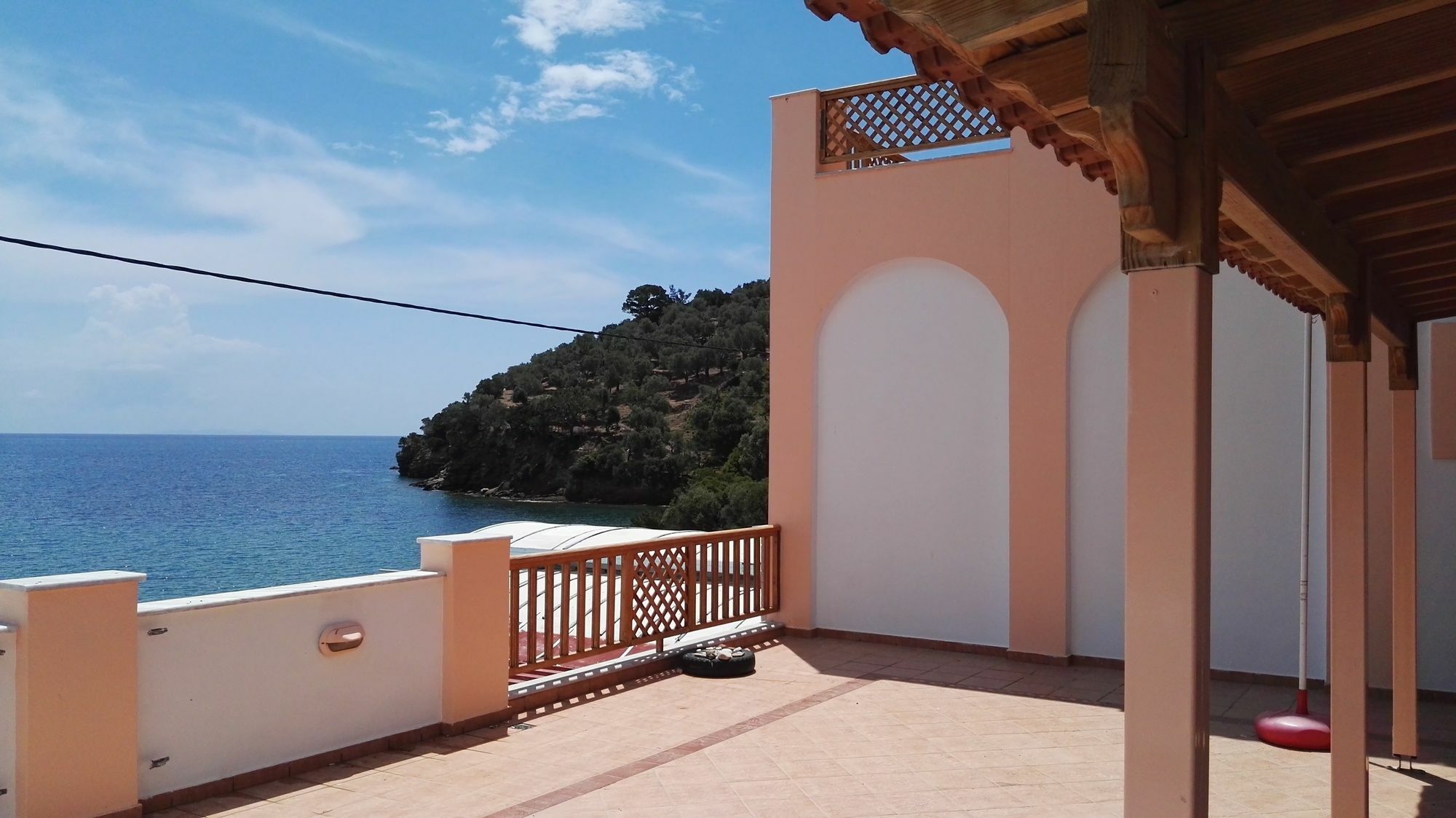 Nereides Seaside Apartment